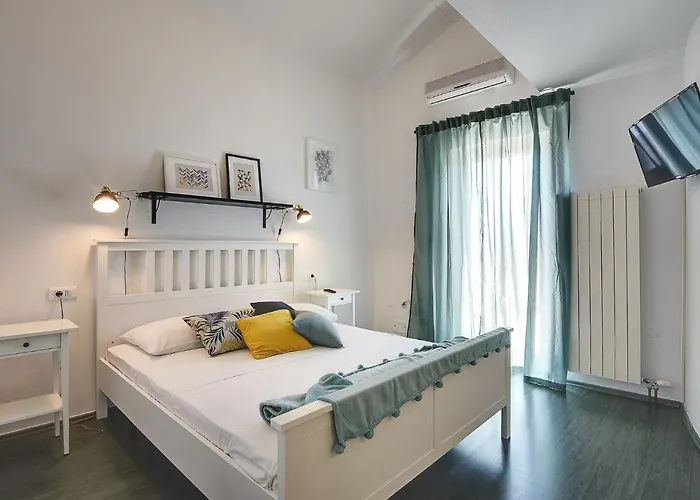 Vila In With Private Pool Medulin