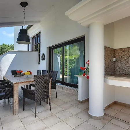 In With Private Pool And Sauna Villa